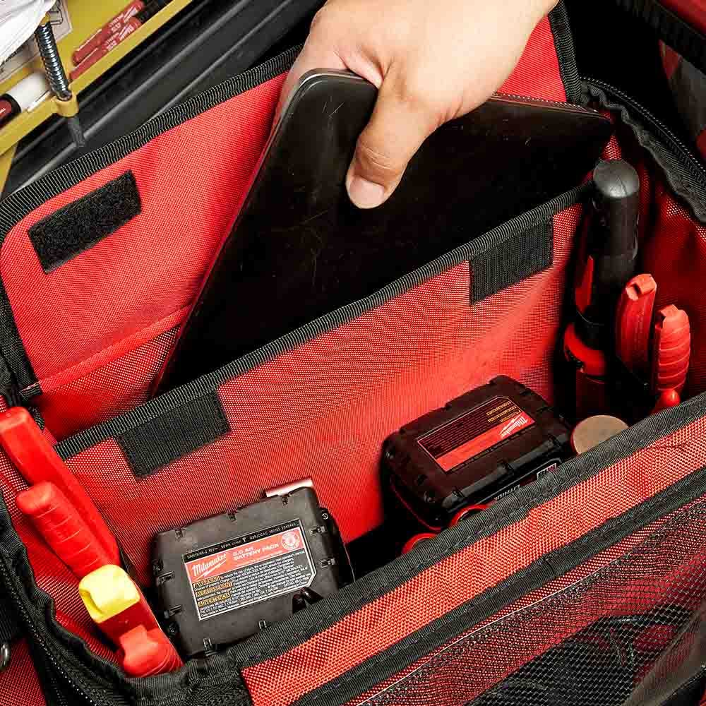 MILWAUKEE PACKOUT™ Tool Tech Bag 48228300