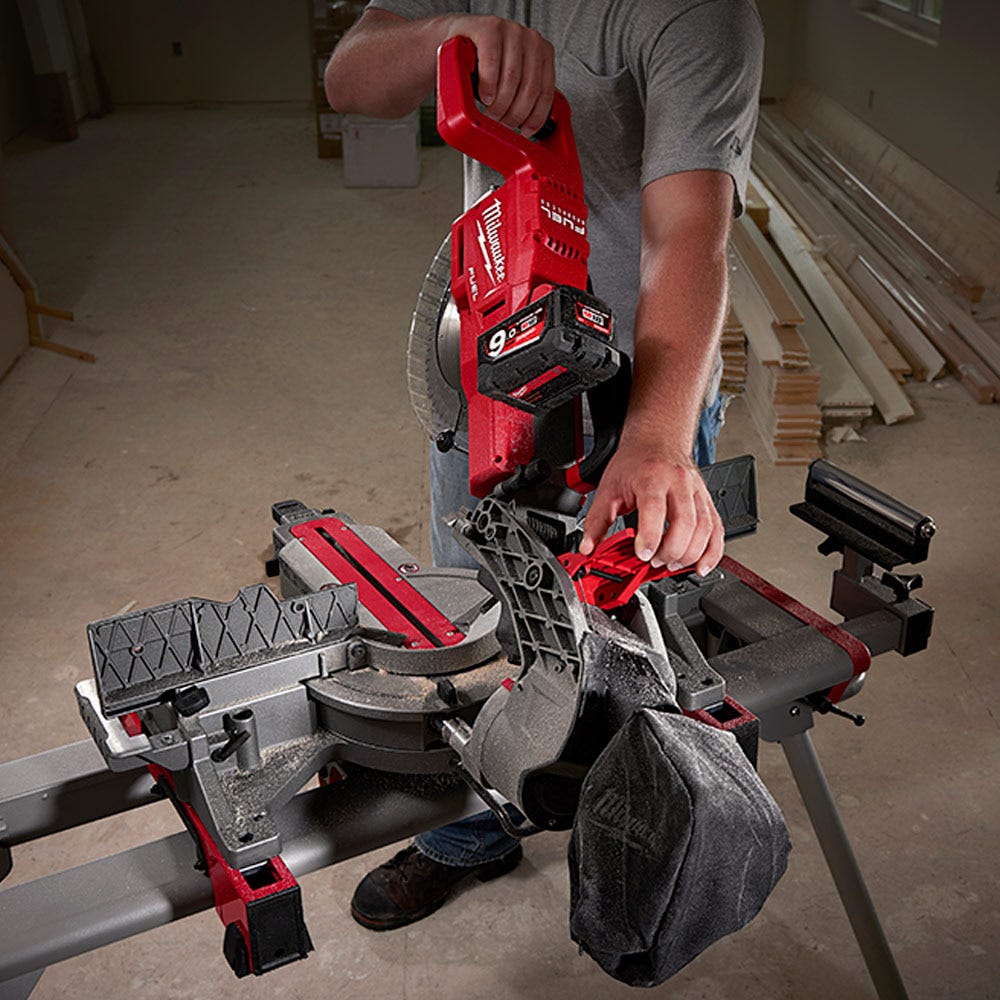 MILWAUKEE 18V Brushless 254mm FUEL Sliding Compound Mitre Saw Skin M18FMS254-0
