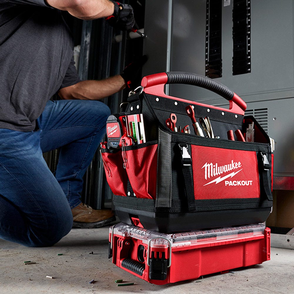 MILWAUKEE PACKOUT™ Tool Box 48228424
