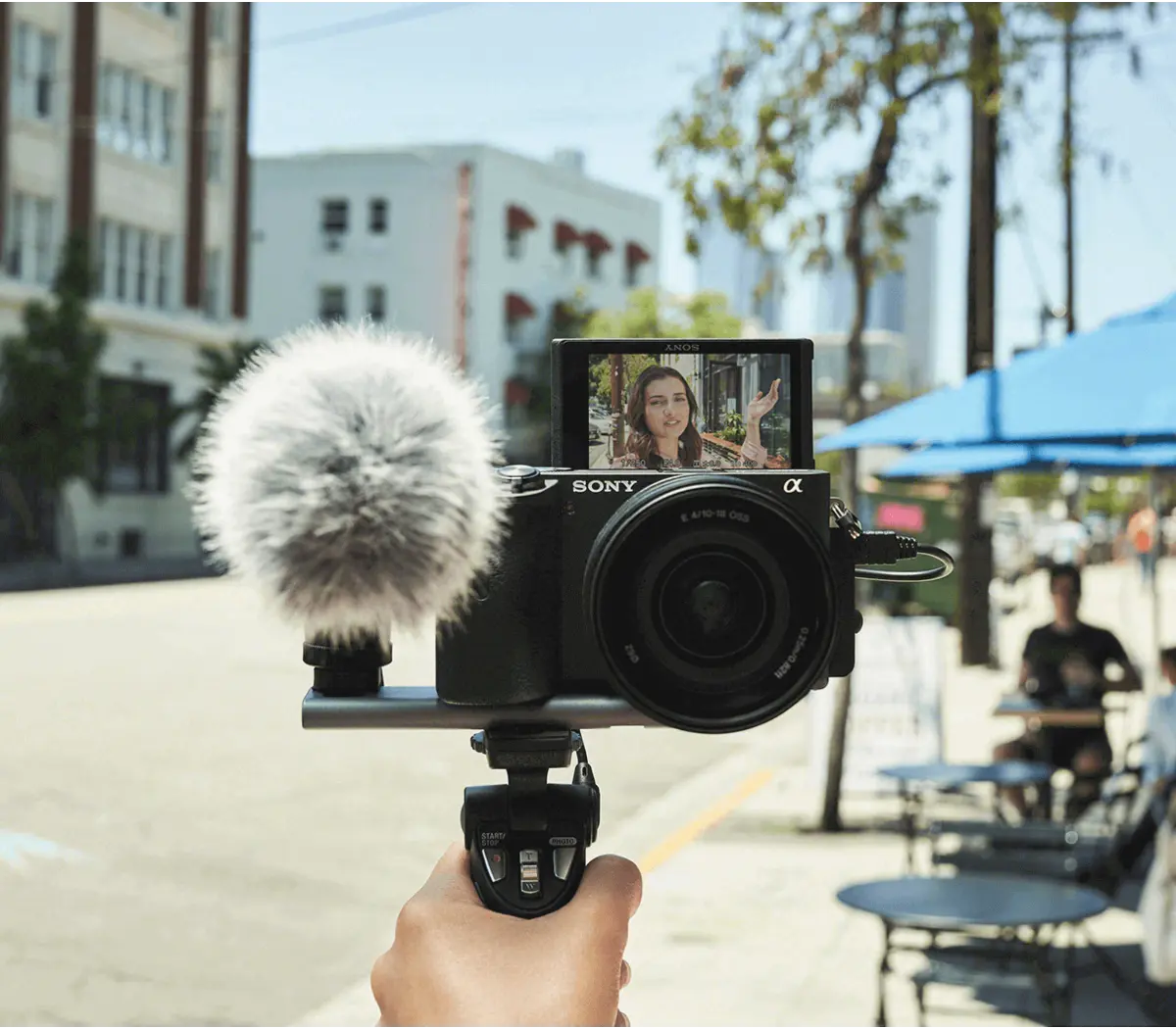 Alpha 6600 - APS-C Interchangeable Lens Camera 24.2MP, 11FPS, 4K/30p