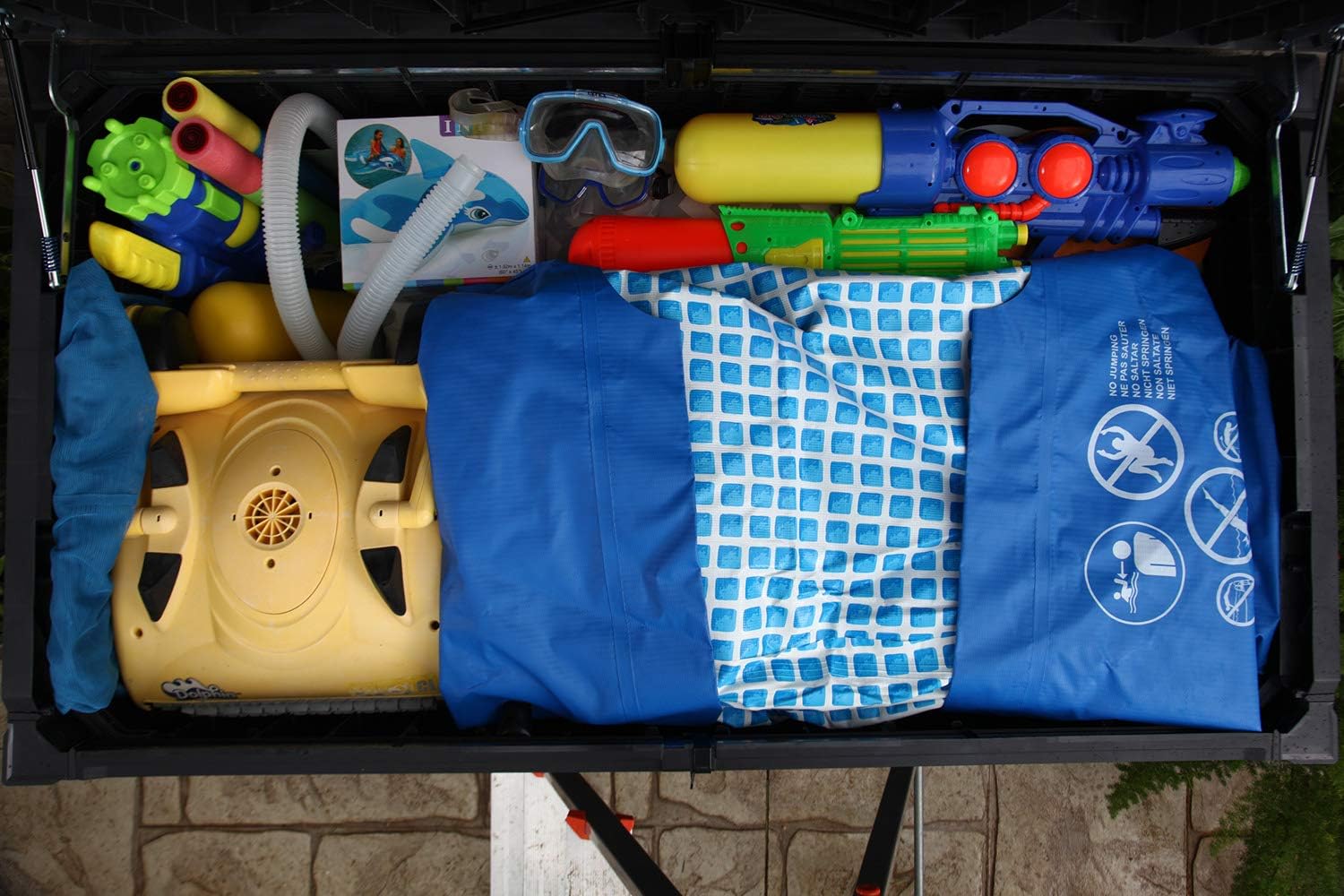 Keter Premier 150 Gallon