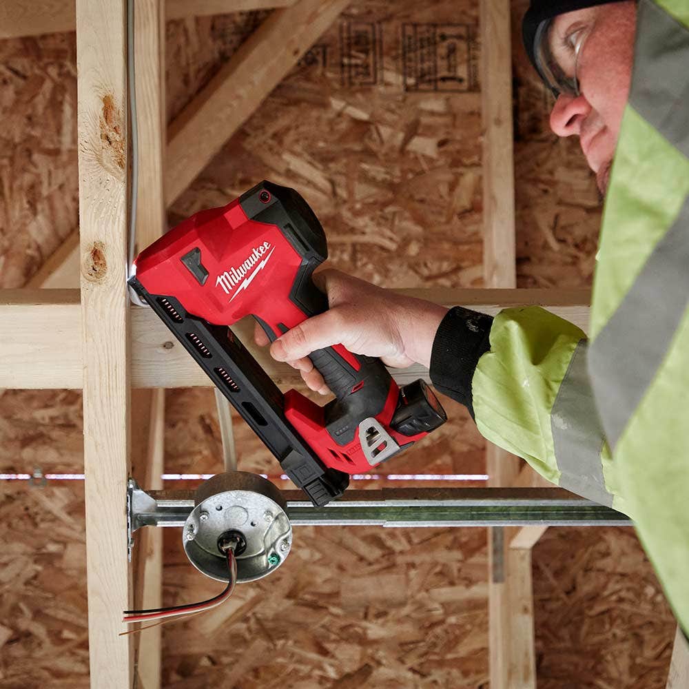 MILWAUKEE 12V 25mm Cable Stapler Skin M12BCST0