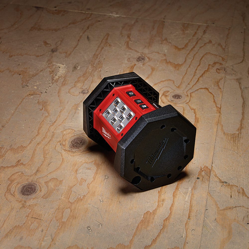 MILWAUKEE 18V LED Area Light Skin M18AL-0