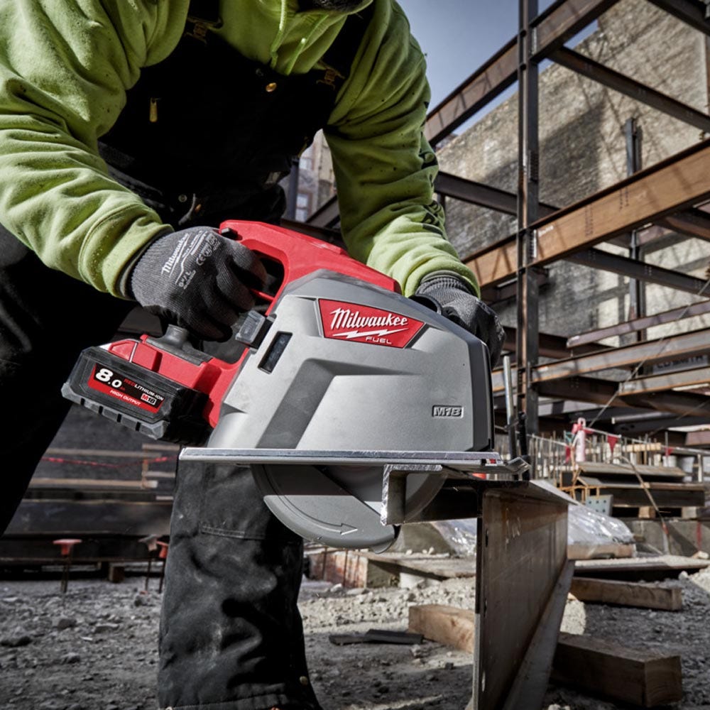 MILWAUKEE 18V FUEL™ 203mm Metal Cutting Circular Saw Skin M18FMCS66-0