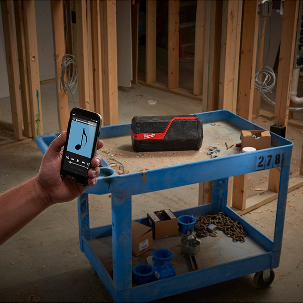 MILWAUKEE 12V/18V Bluetooth Speaker Skin M12-18JSSP-0