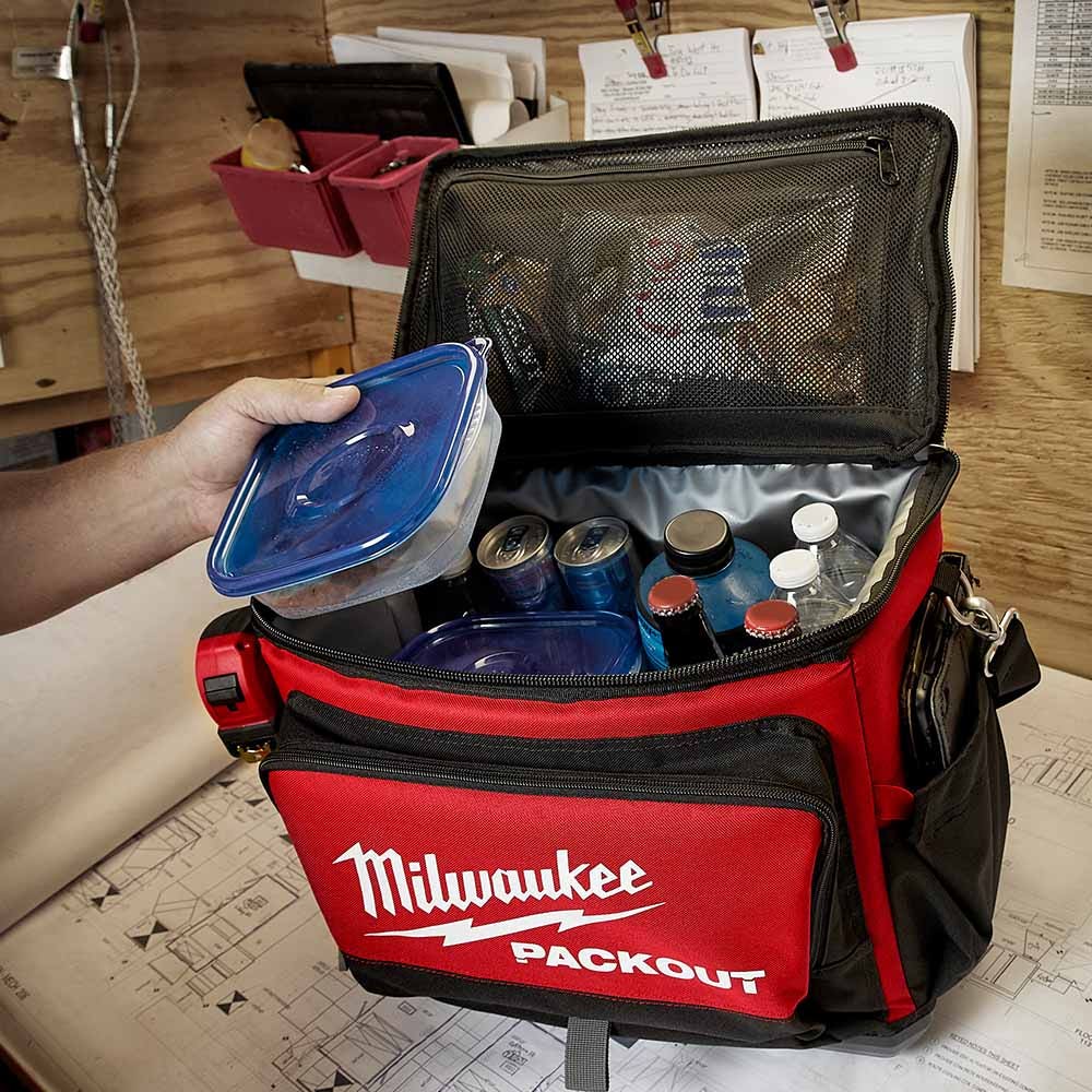 MILWAUKEE PACKOUT™ Cooler Bag 48228302