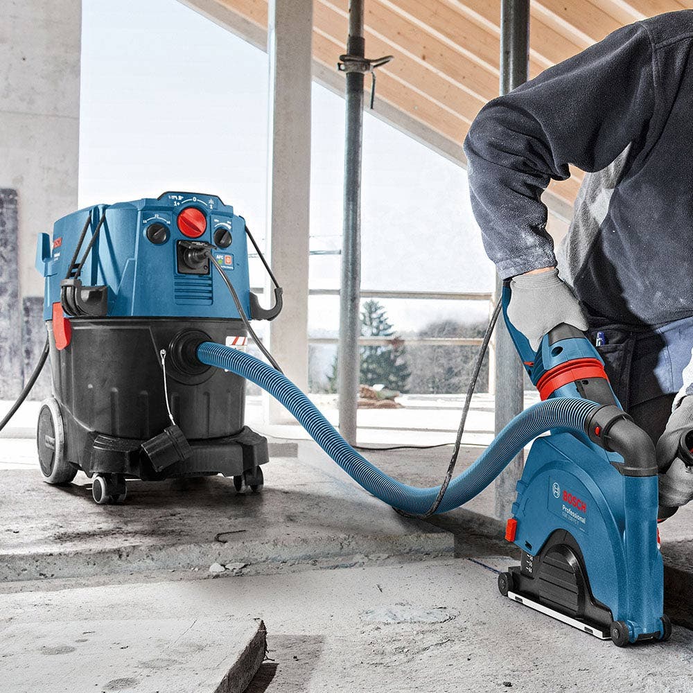 BOSCH 240V 35L M-Class Wet/Dry Industrial Vacuum Extractor 06019C3140