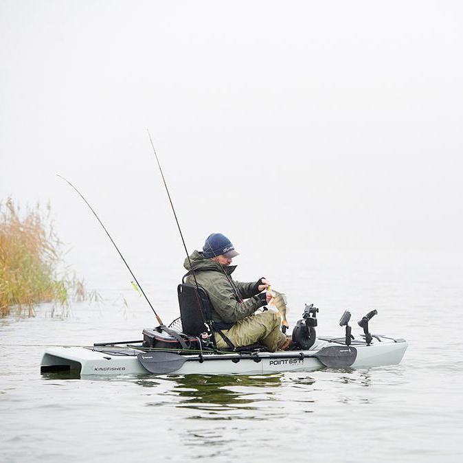 Modular three-body fishing kayak