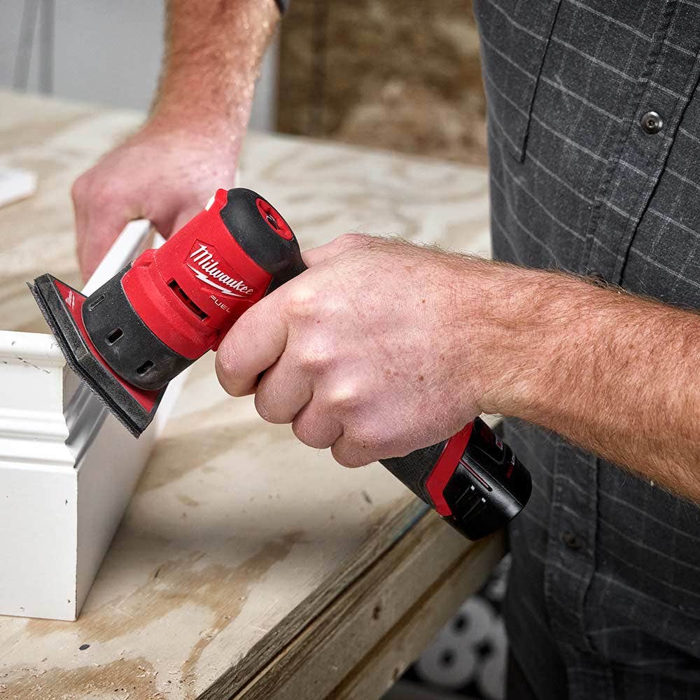 MILWAUKEE 12V FUEL™ Orbital Detail Sander Skin M12FDSS0