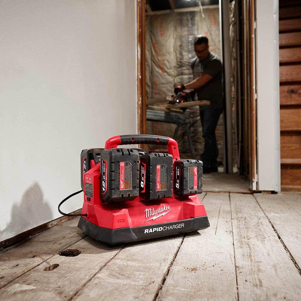 MILWAUKEE PACKOUT™ 6 Bay Rapid Charger M18PC6