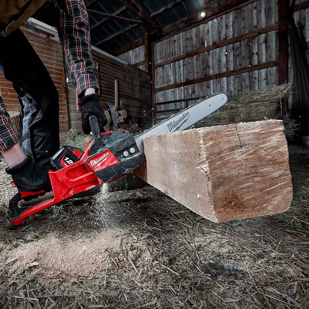 MILWAUKEE 18V FUEL™ 406mm Chainsaw Skin M18FCHS-0