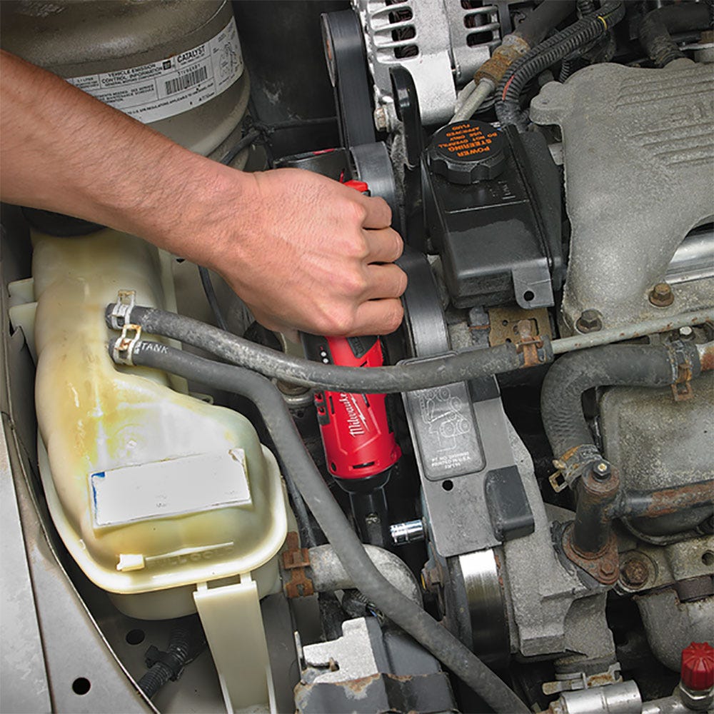 MILWAUKEE 12V 2.0Ah 3/8inch Impact Ratchet Kit M12IR-201B