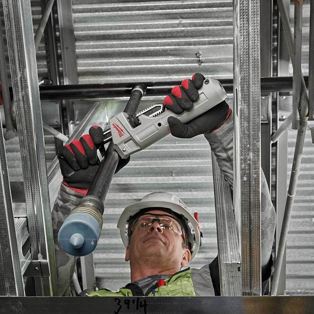 MILWAUKEE Cheater Aluminum Pipe Wrench 48227318