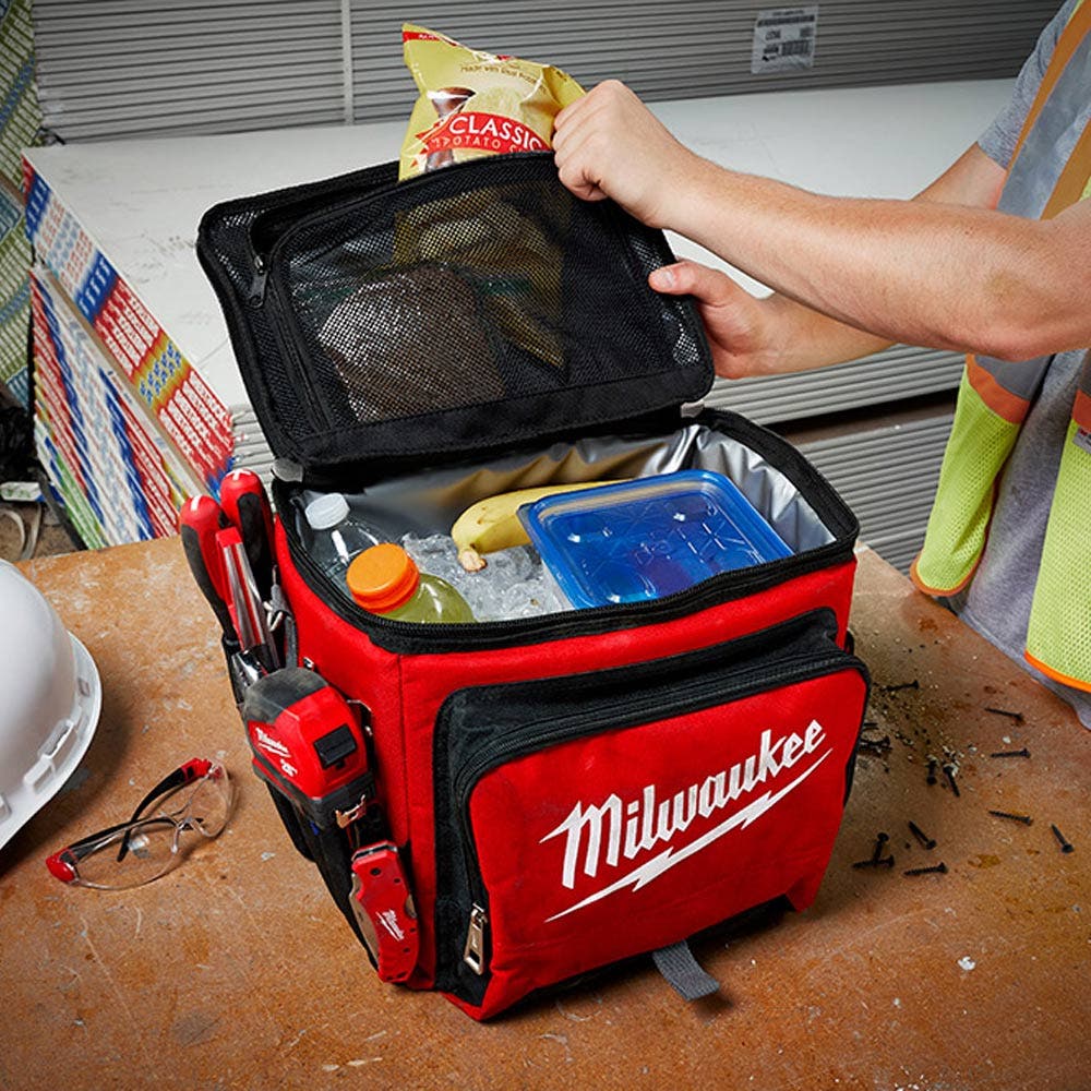 MILWAUKEE Jobsite Cooler 48228250