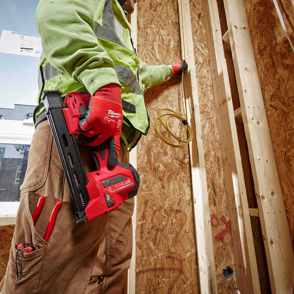 MILWAUKEE 12V 25mm Cable Stapler Skin M12BCST0