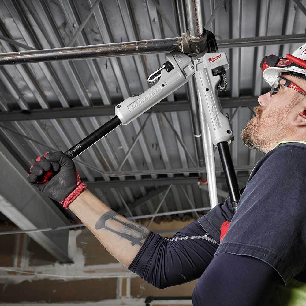 MILWAUKEE Cheater Aluminum Pipe Wrench 48227318