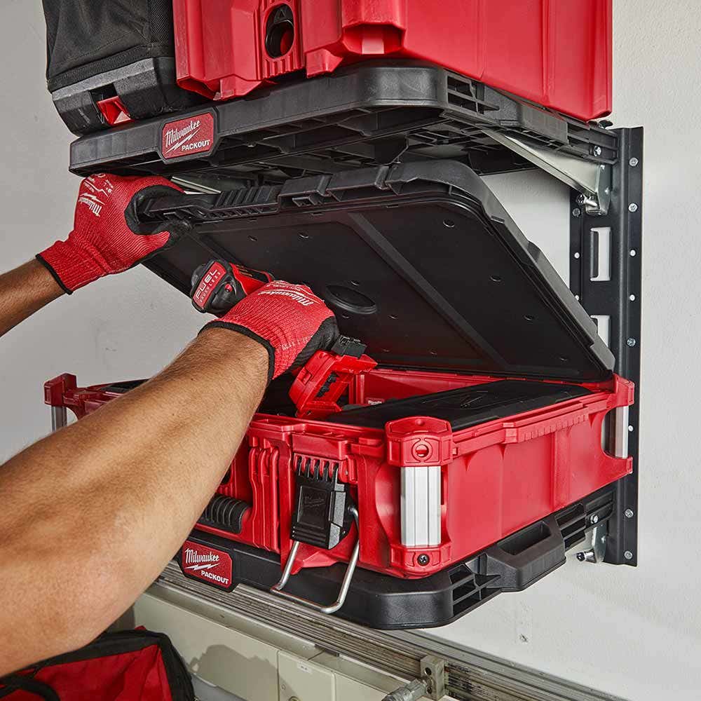 MILWAUKEE 2-Piece Vertical E-Track Rails for PACKOUT™ Racking Shelves 48228482