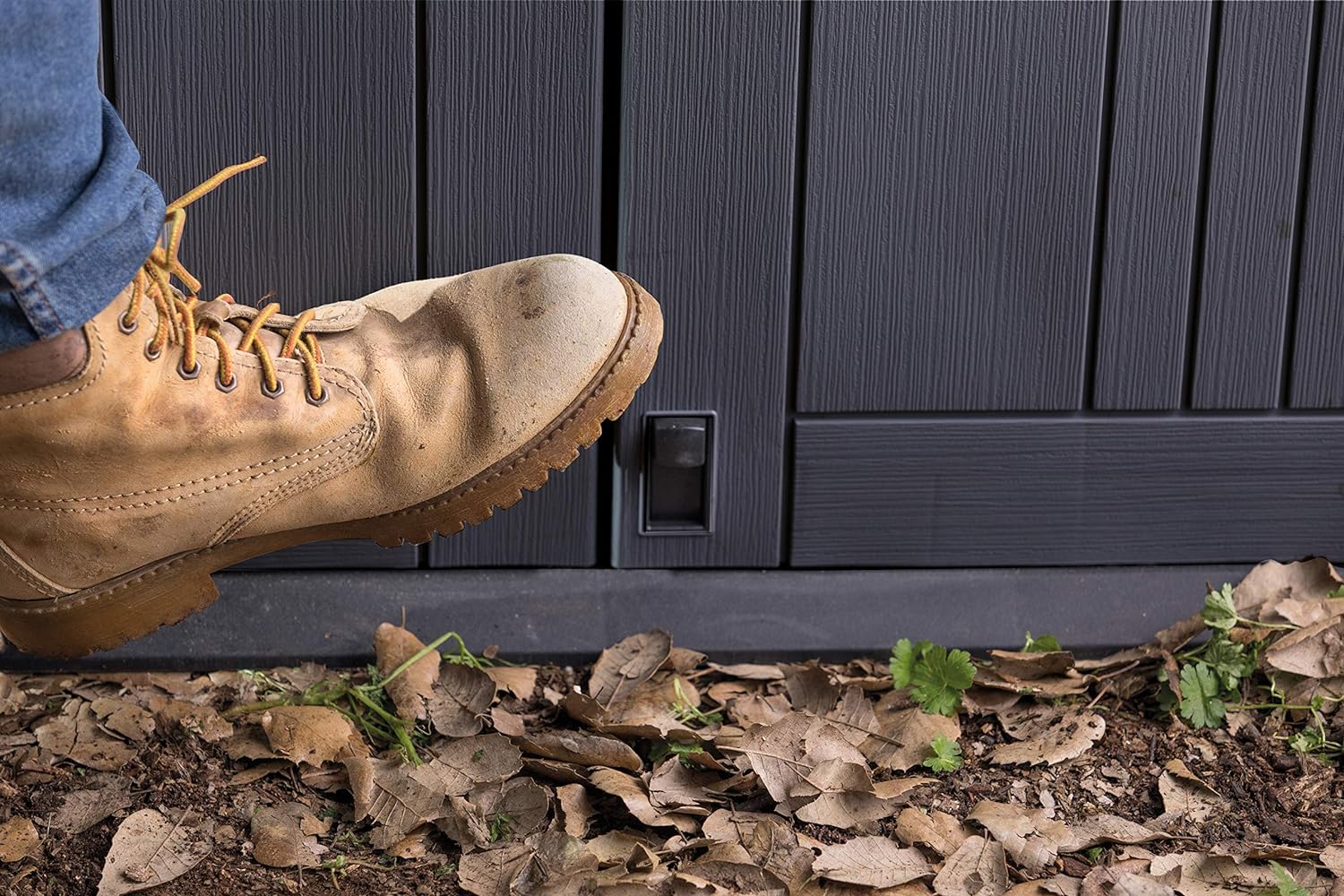 Keter 249319 Store it Out Nova Outdoor Garden Storage Shed, 32 x 71.5 x 113.5 cm