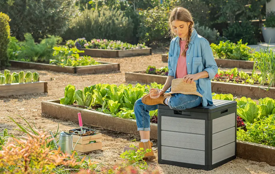 30 Gallon Deck Box - Grey