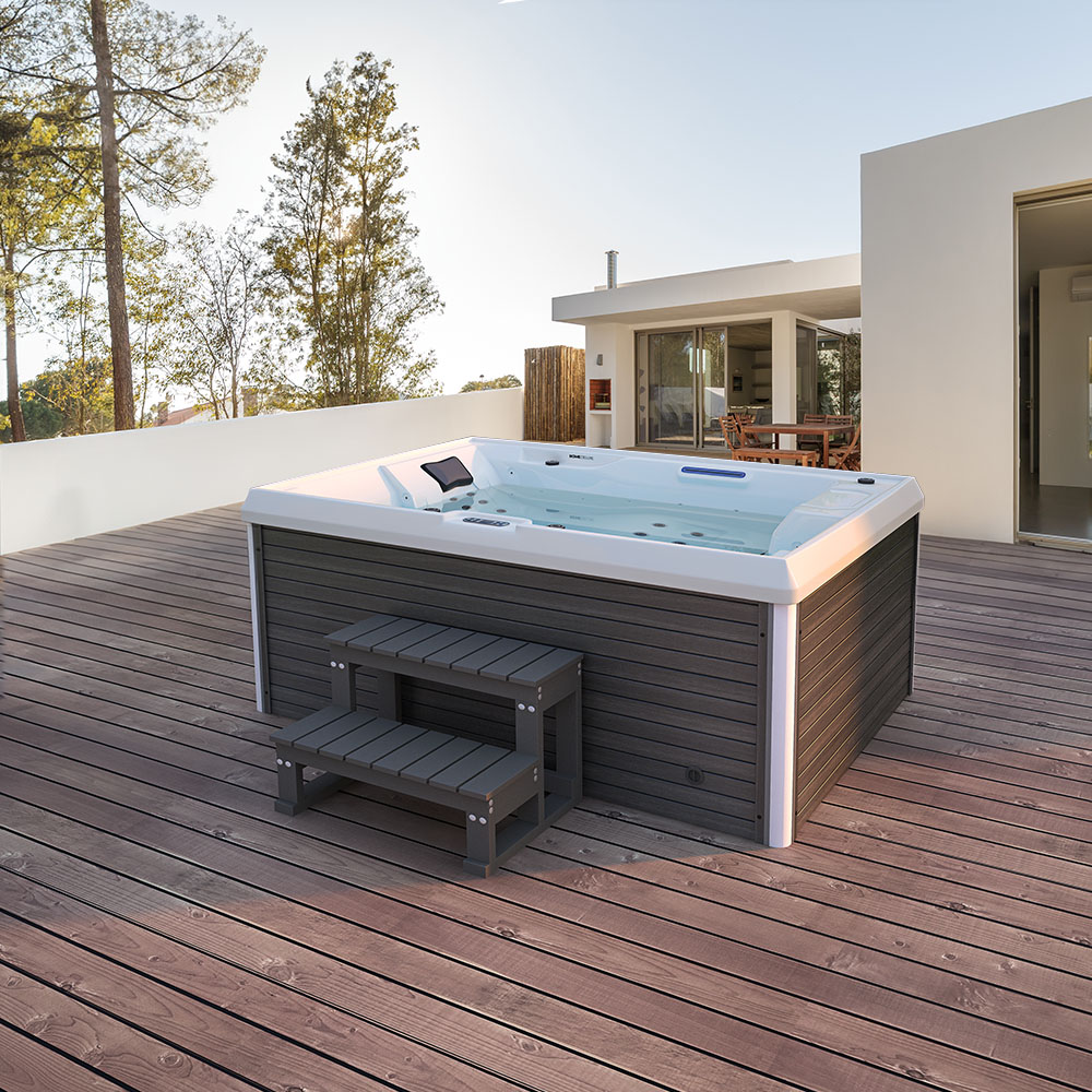 HOME DELUXE - Outdoor Whirlpool Black MARBLE inkl. Treppe und Thermoabdeckung