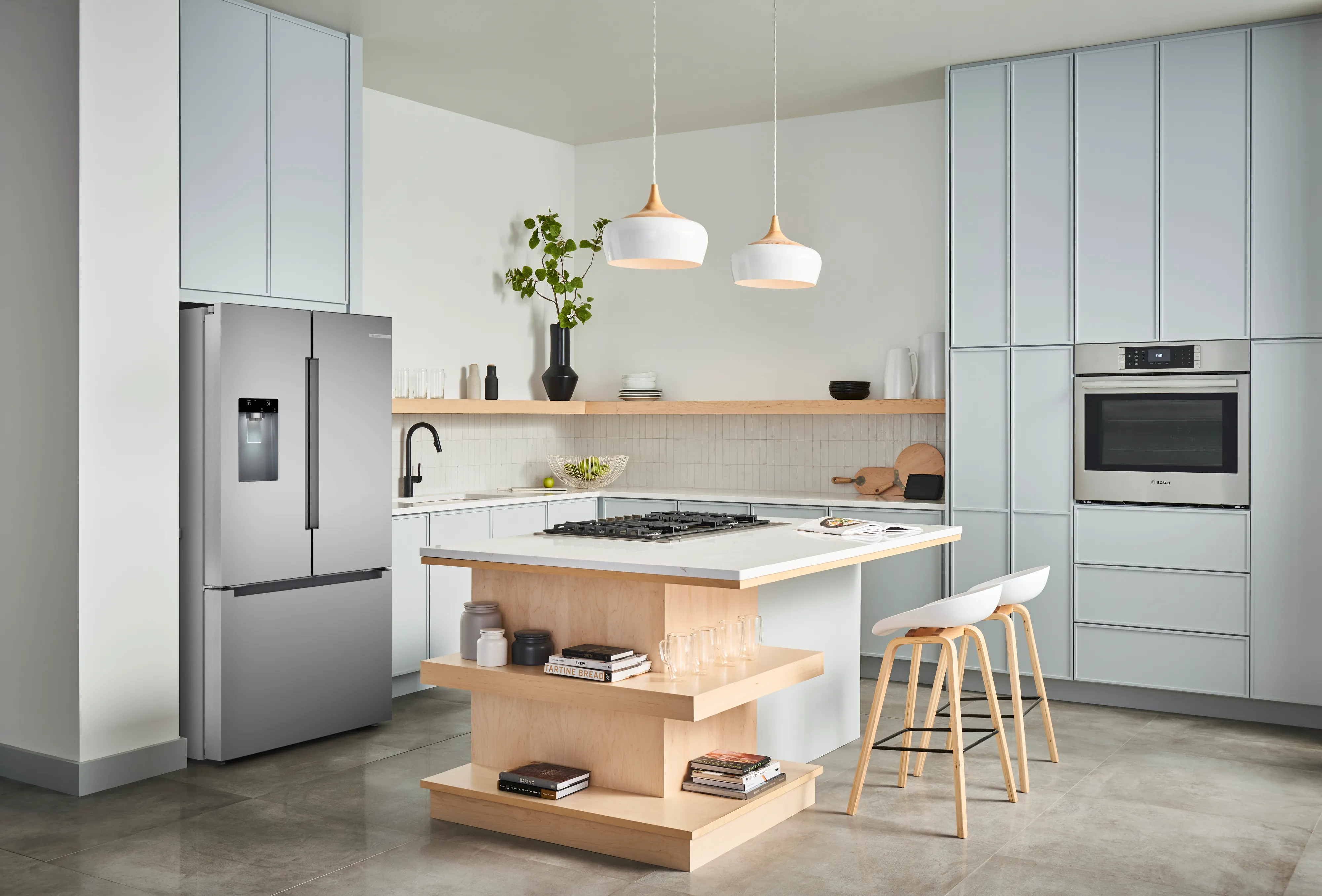 Bosch B36FD10ENS 100 Series French Door Bottom Mount Refrigerator 36'' Stainless steel (with anti-fingerprint). Total No Frost