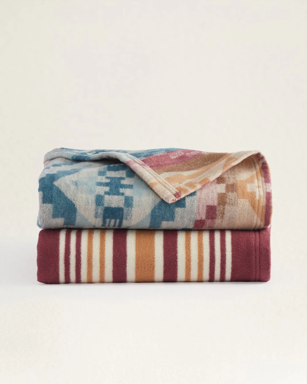 CARICO LAKE/STRIPE ORGANIC COTTON THROW GIFT PACK
