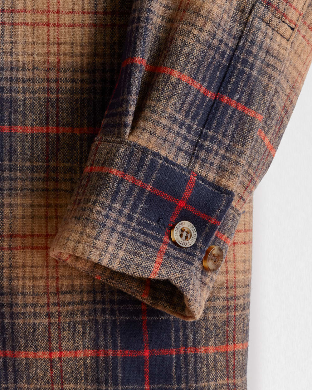 WOMEN'S PLAID BOYFRIEND BOARD SHIRT