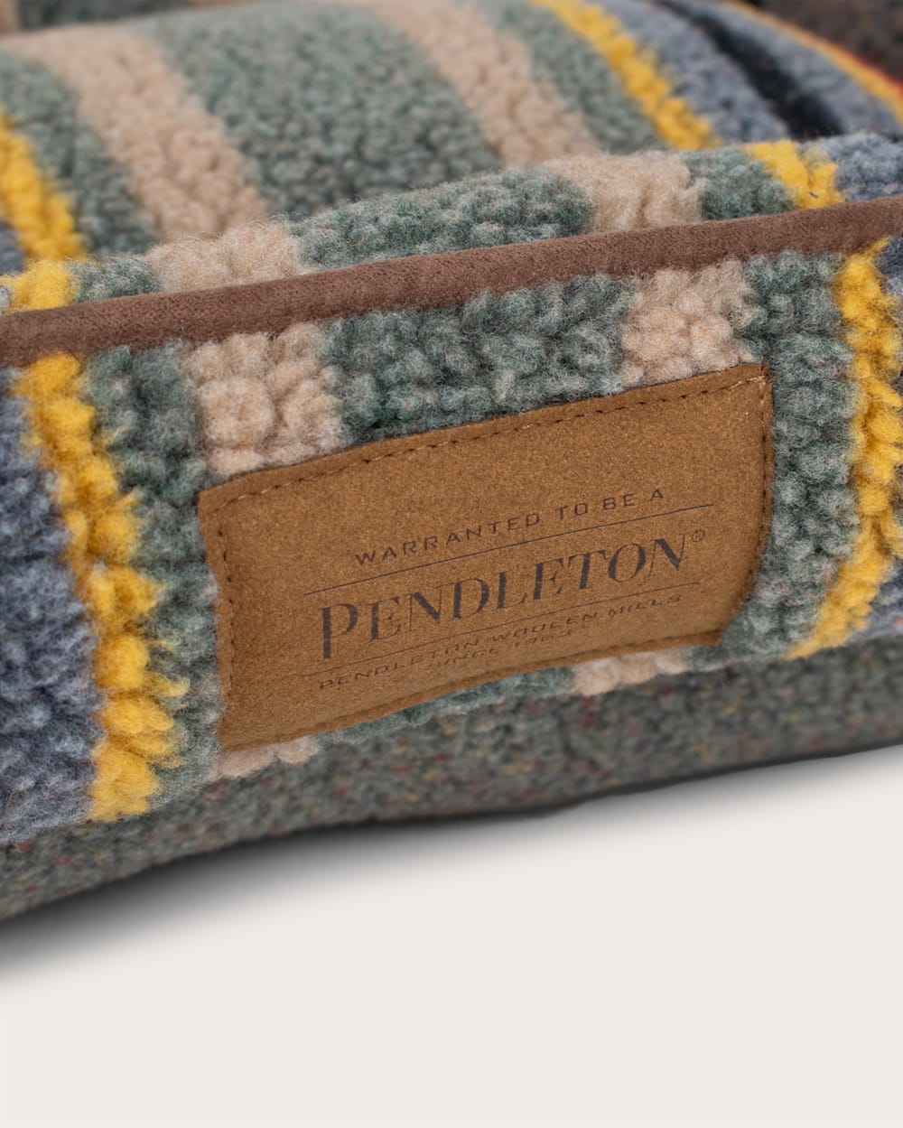 YAKIMA CAMP PET BED - KUDDLER