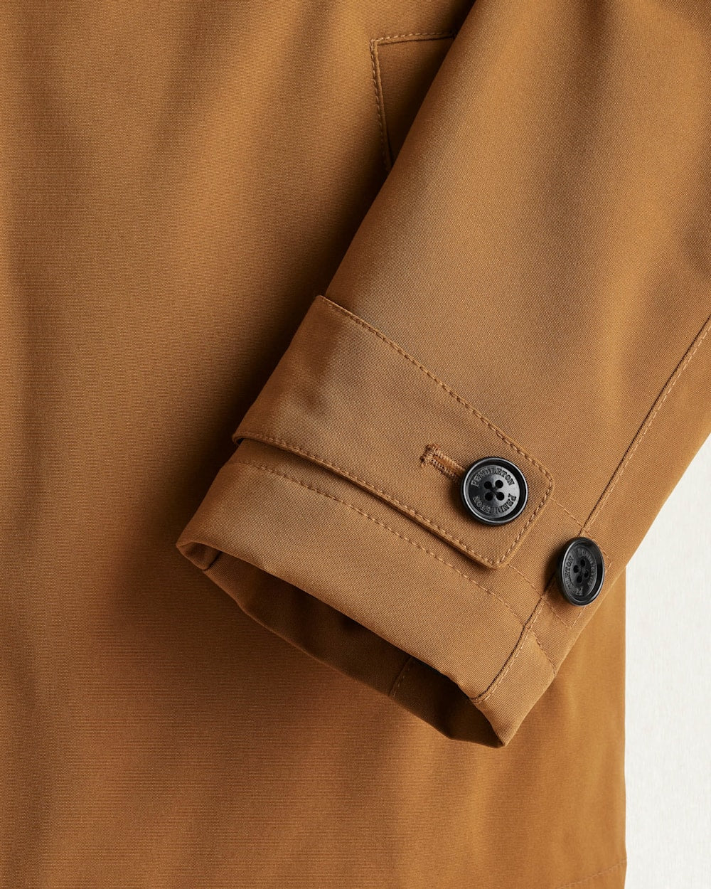 MEN'S DEPOE BAY HOODED RAIN JACKET