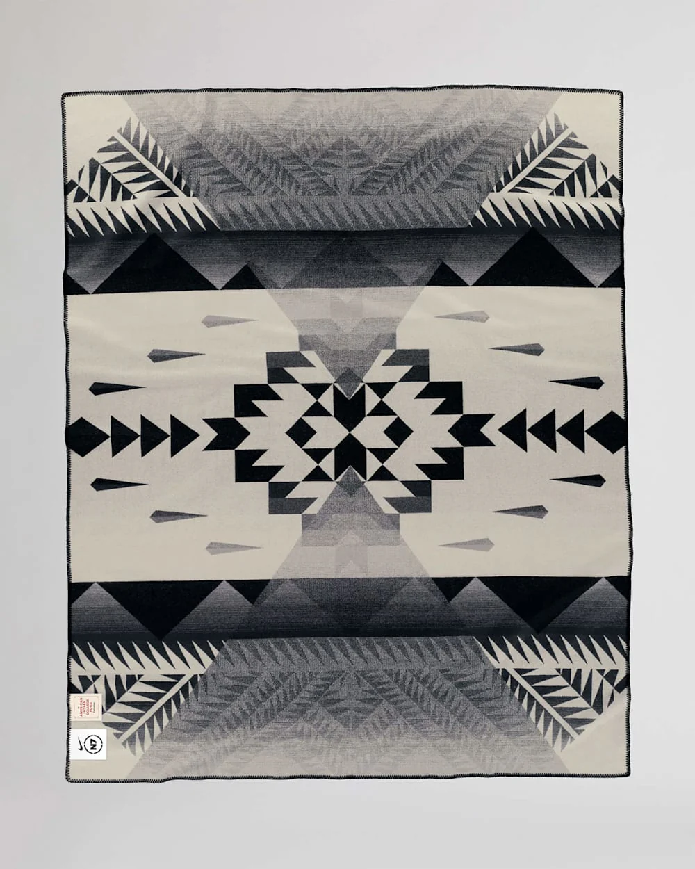 NIKE N7 SEVEN PEAKS BLANKET