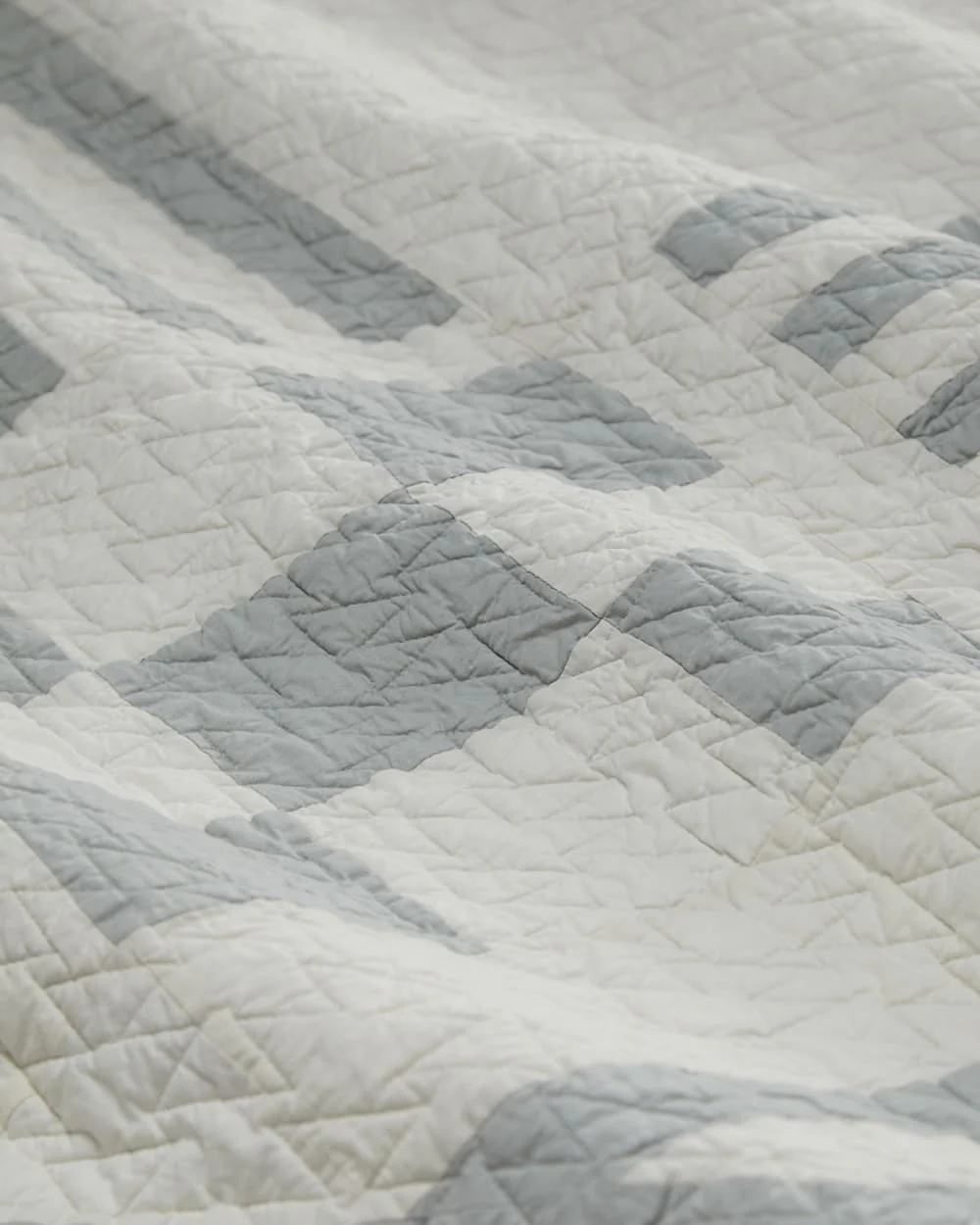 WILLOW CREEK PIECED QUILT SET