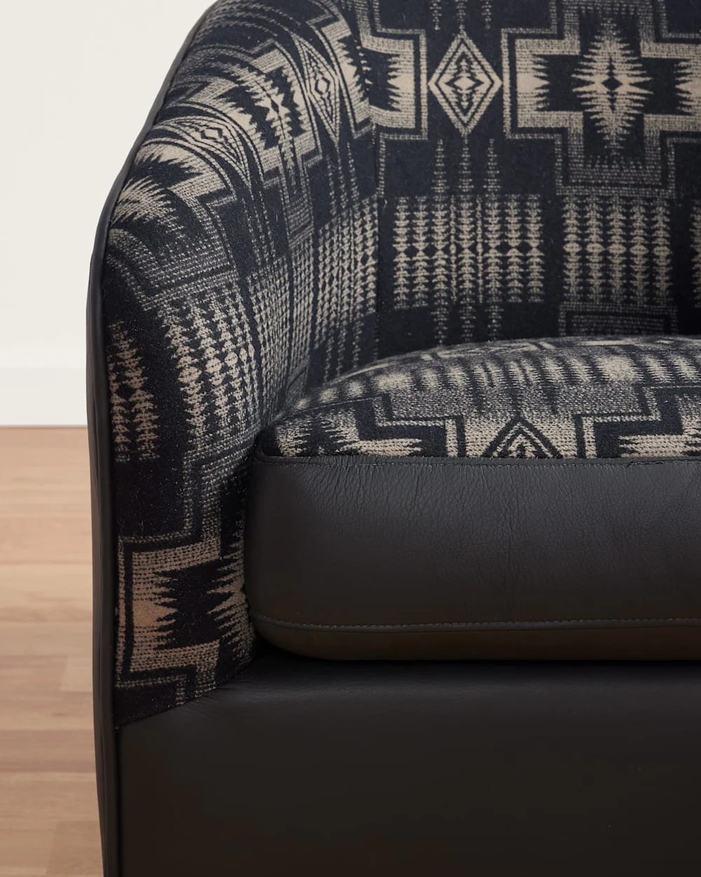 HARDING BARREL CHAIR