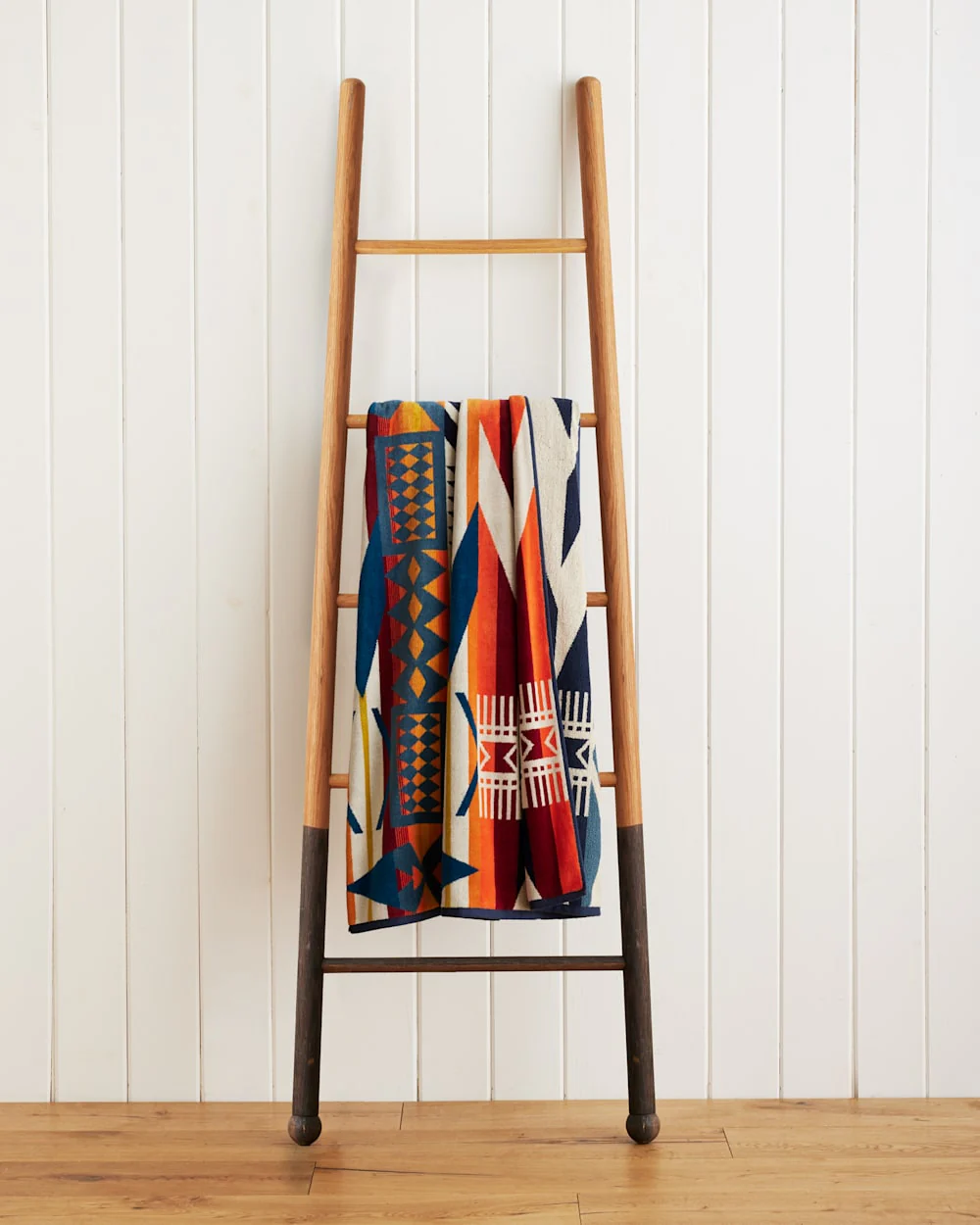 FIRE LEGEND TOWEL FOR TWO