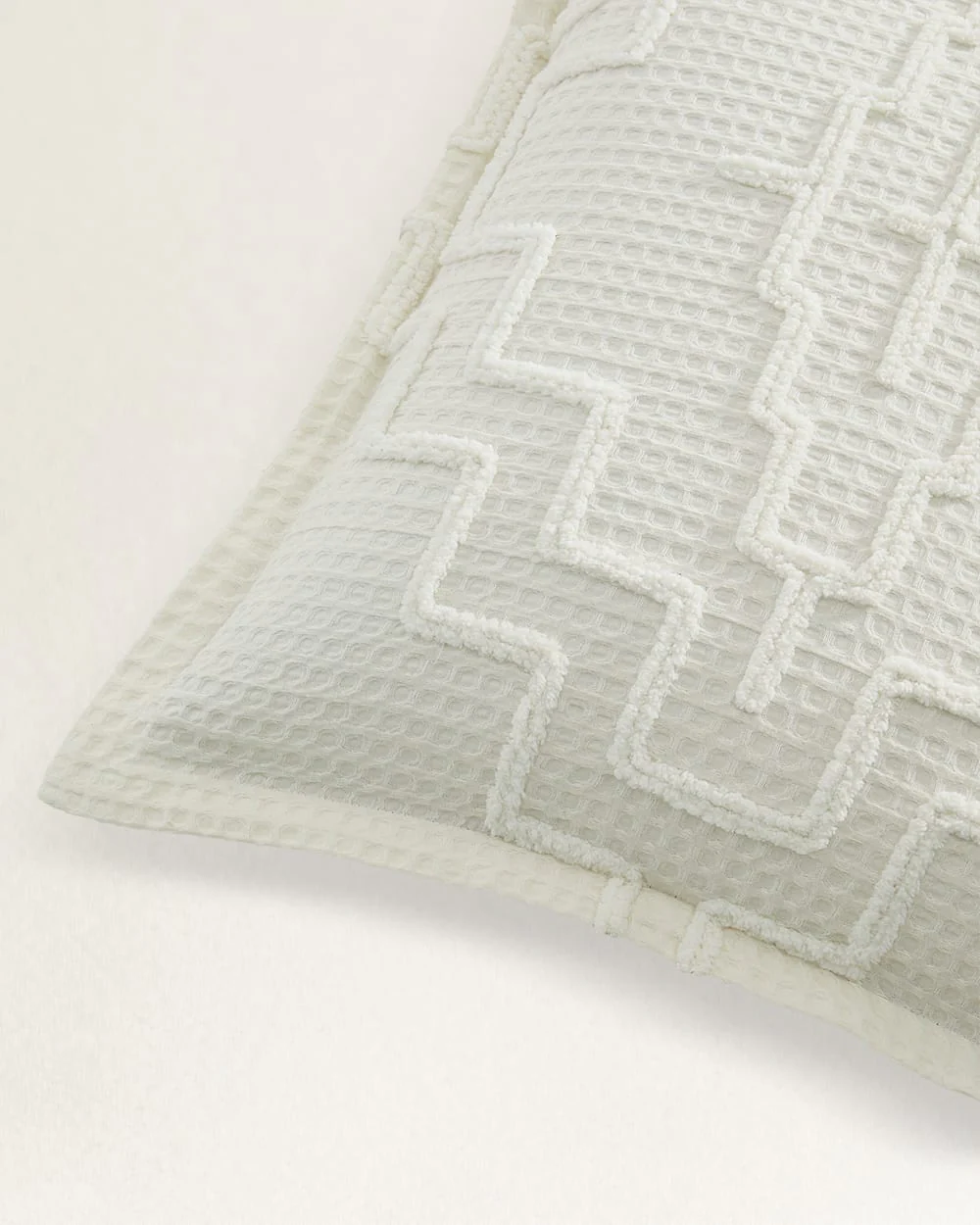 KIVA STEPS COMFORTER SET
