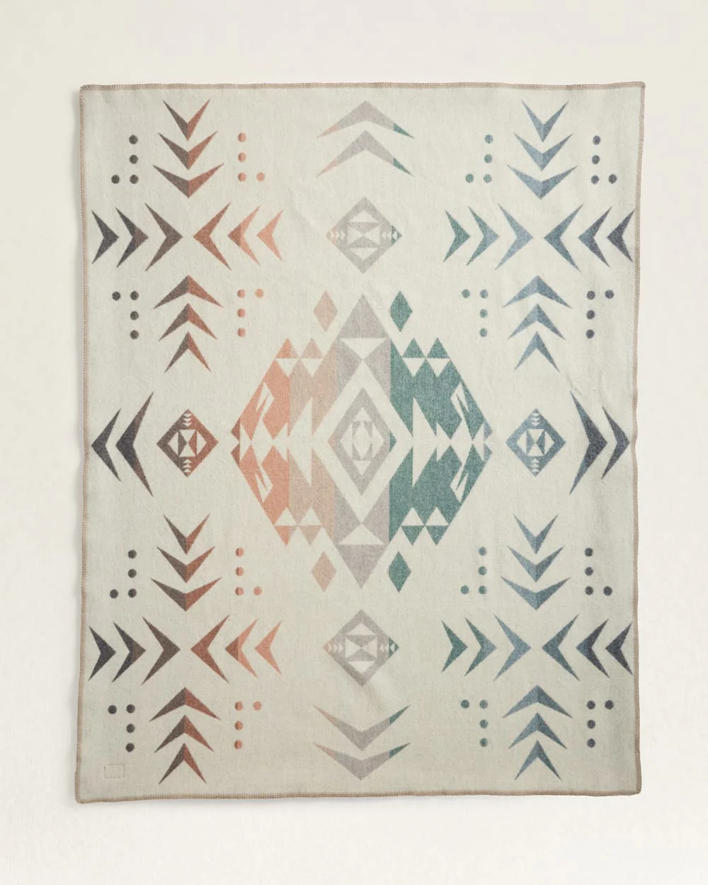 AGATE BEACH THROW