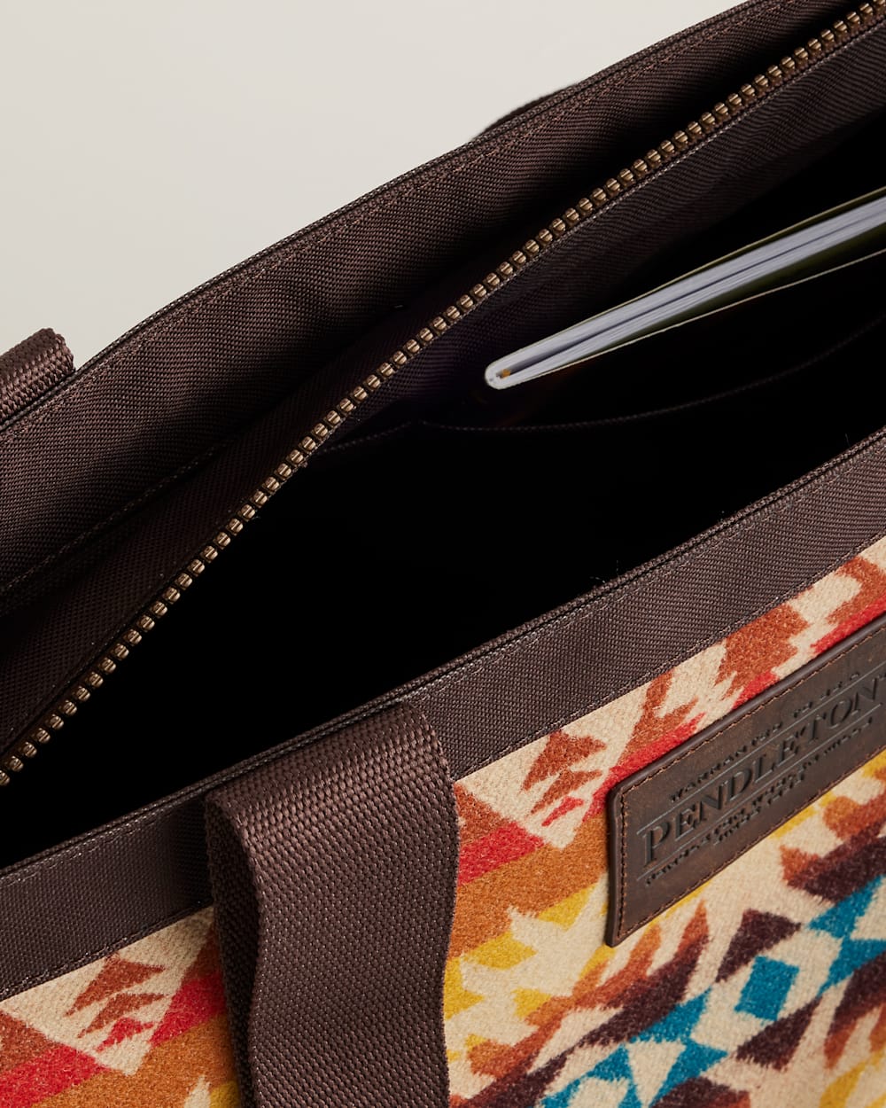 PASCO ZIP TOTE