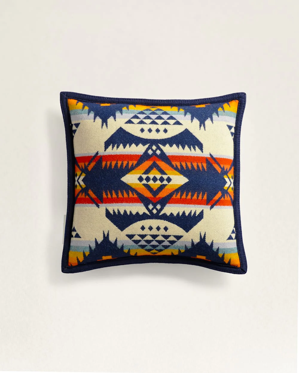 NEHALEM PILLOW