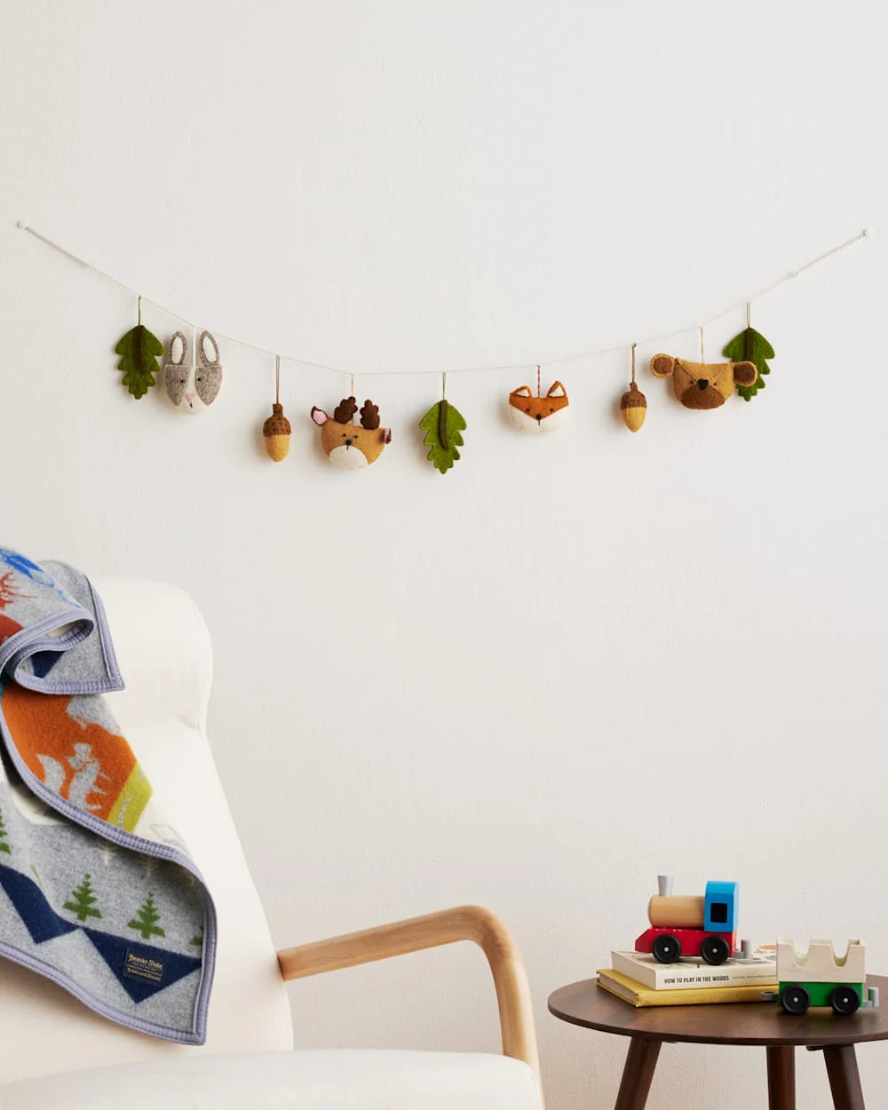 WOODLAND ANIMALS GARLAND