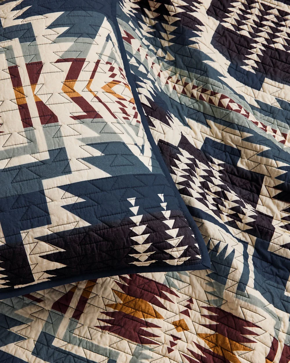 HARDING STAR PRINTED COVERLET SET