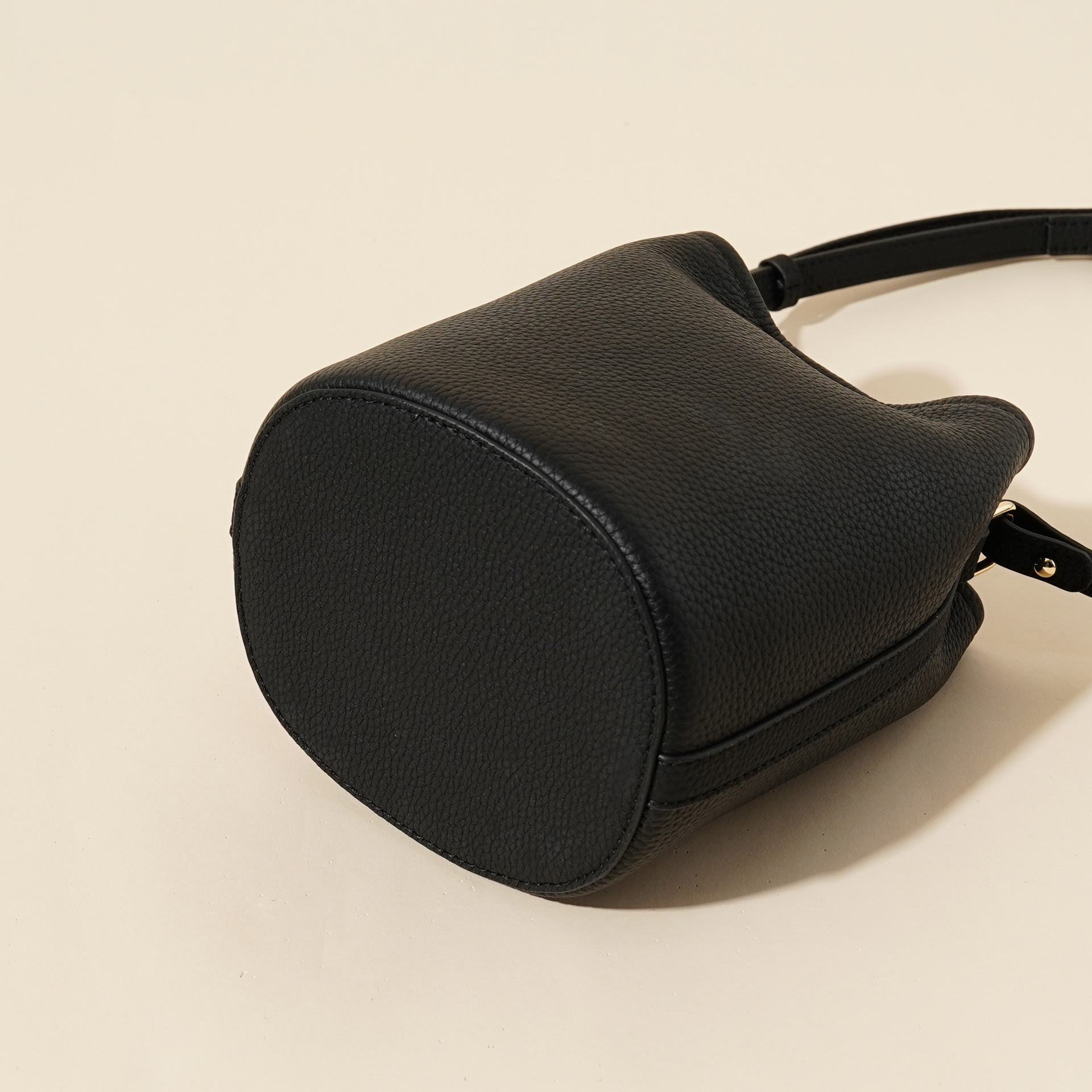 Brown Cowhide bucket bag spring and summer genuine leather women's bag high-end shoulder crossbody handbag