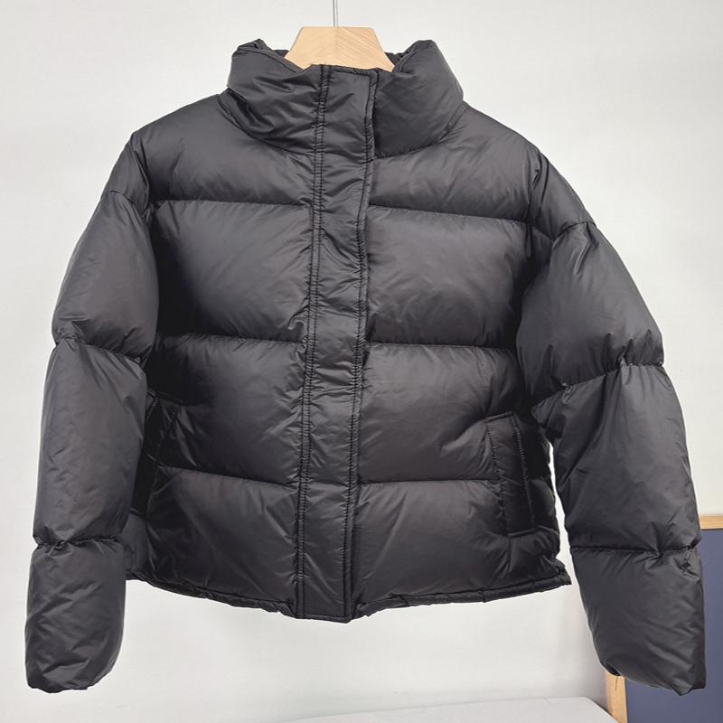 Black Women's short down jacket with stand-up collar and thick puffer jacket