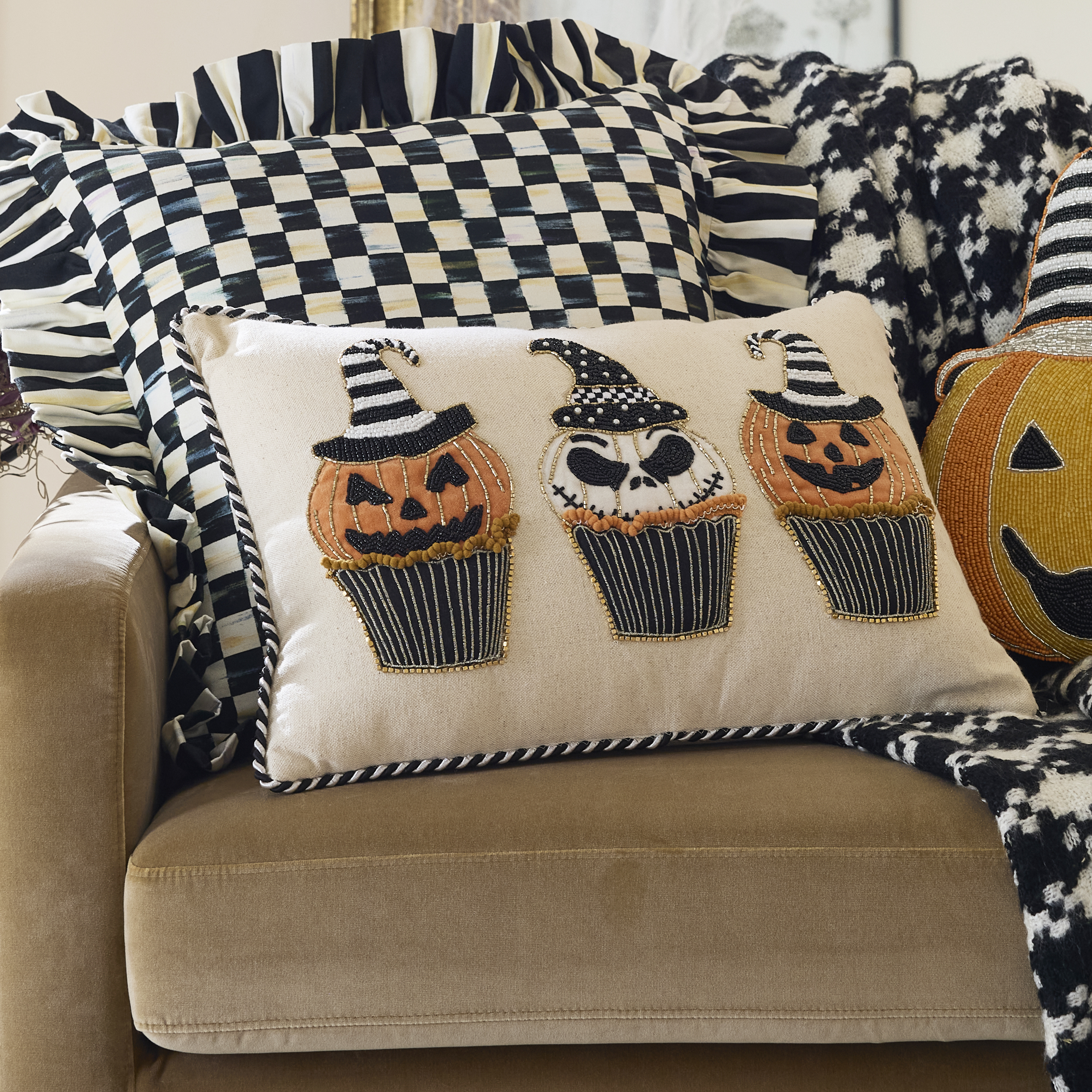 Jack O' Lantern Cupcake Lumbar Throw Pillow