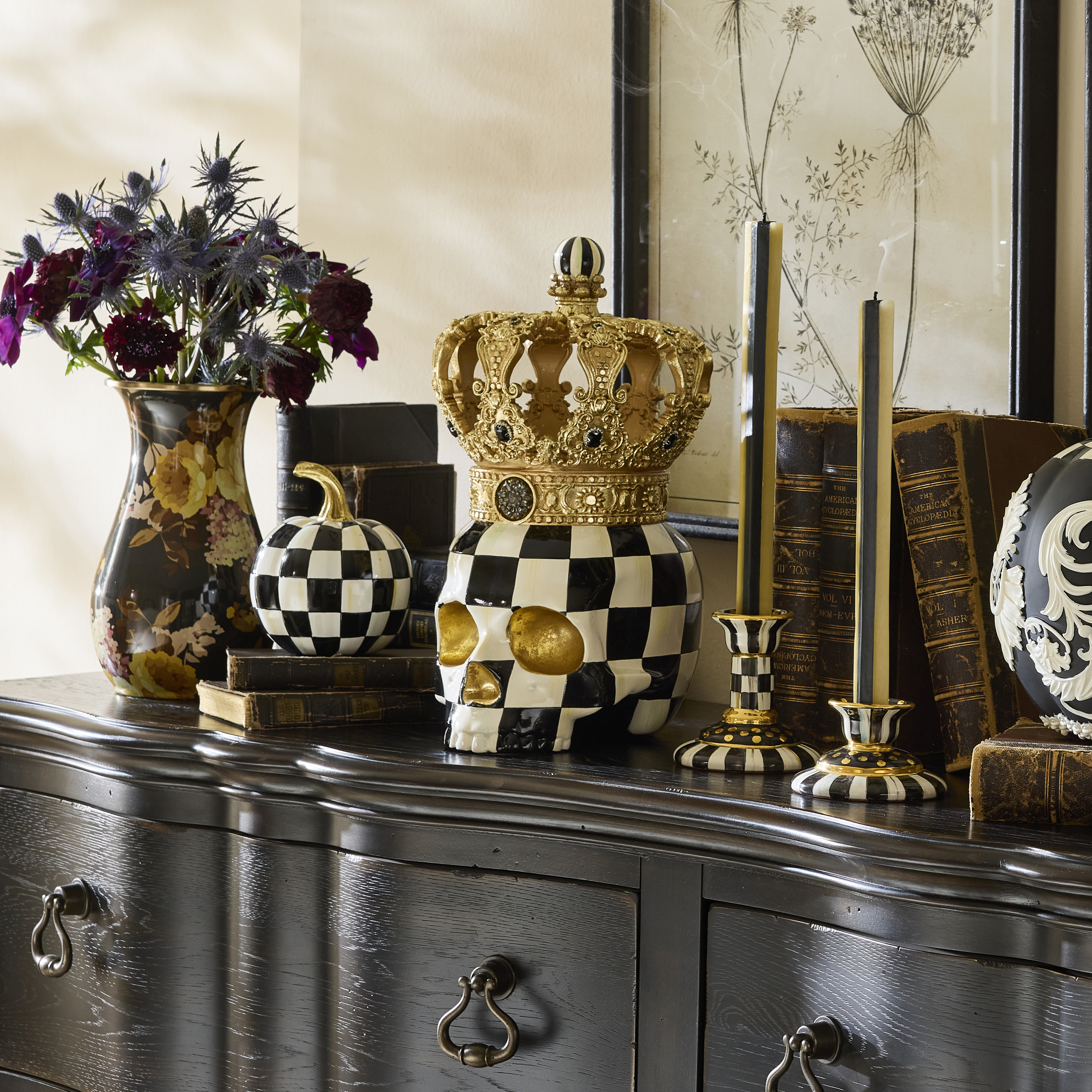 Courtly Check Crowned Skull