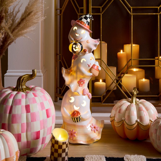 Hocus Pocus Illuminated Stacked Ghosts Figure