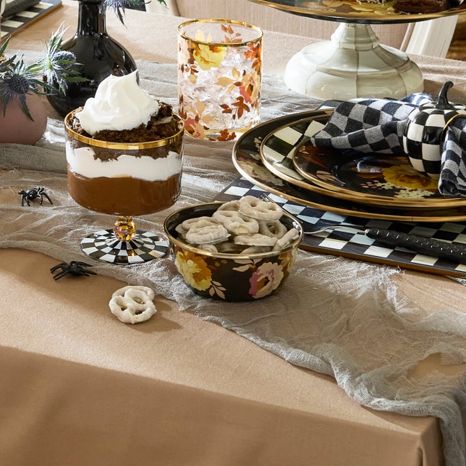 Wild Rose Brown Pinch Bowl