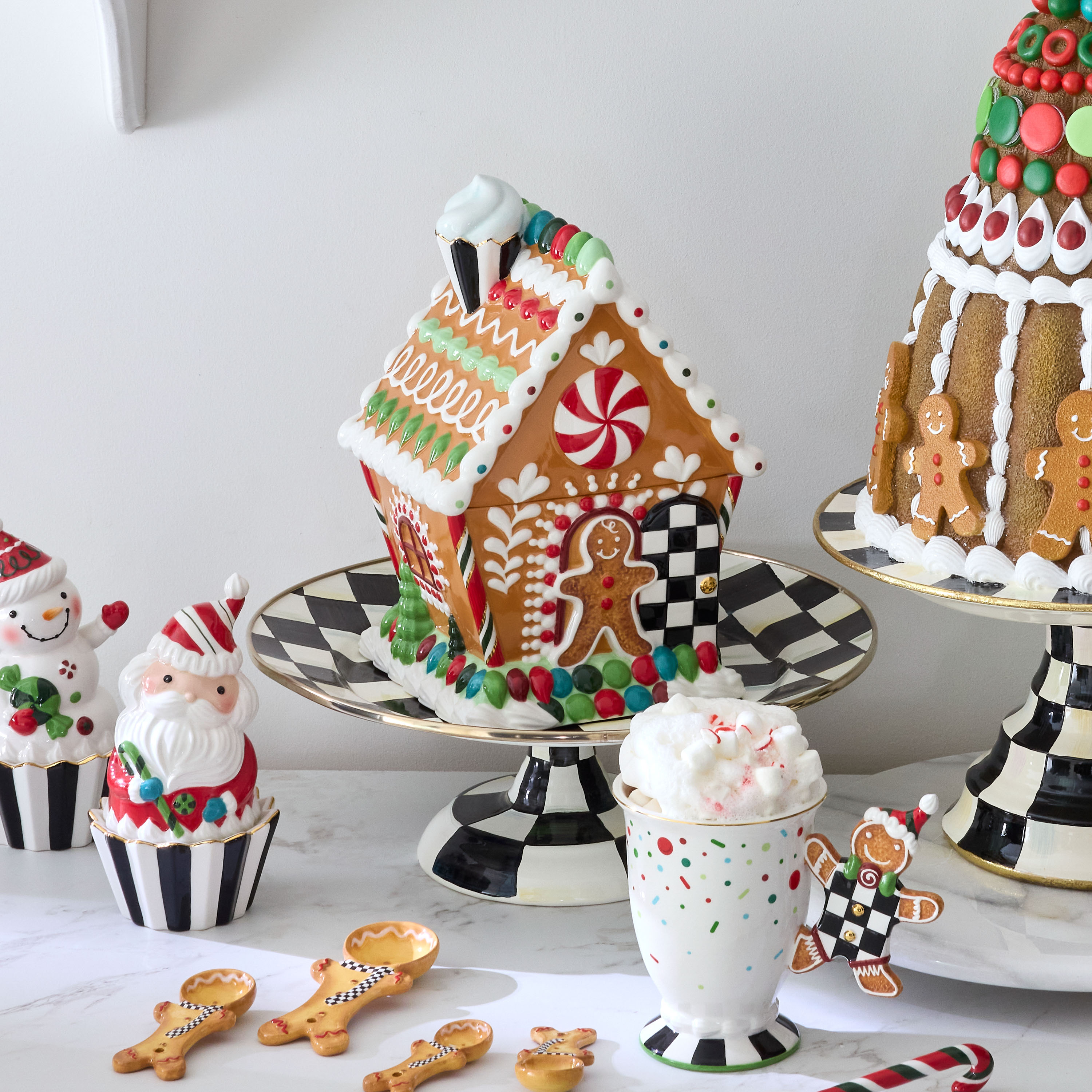 Bake Shop Gingerbread House Cookie Jar