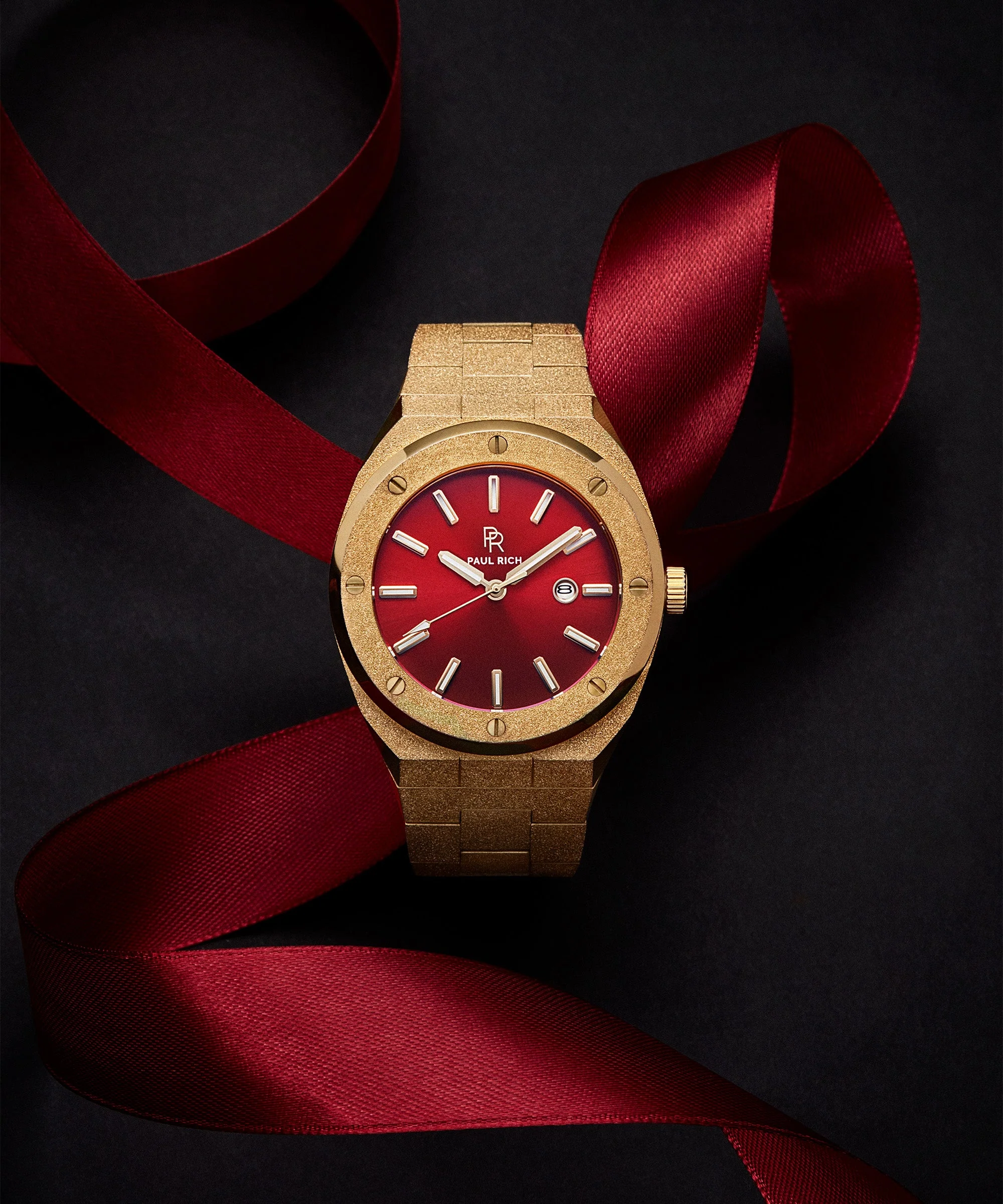 Frosted Sultan's Ruby