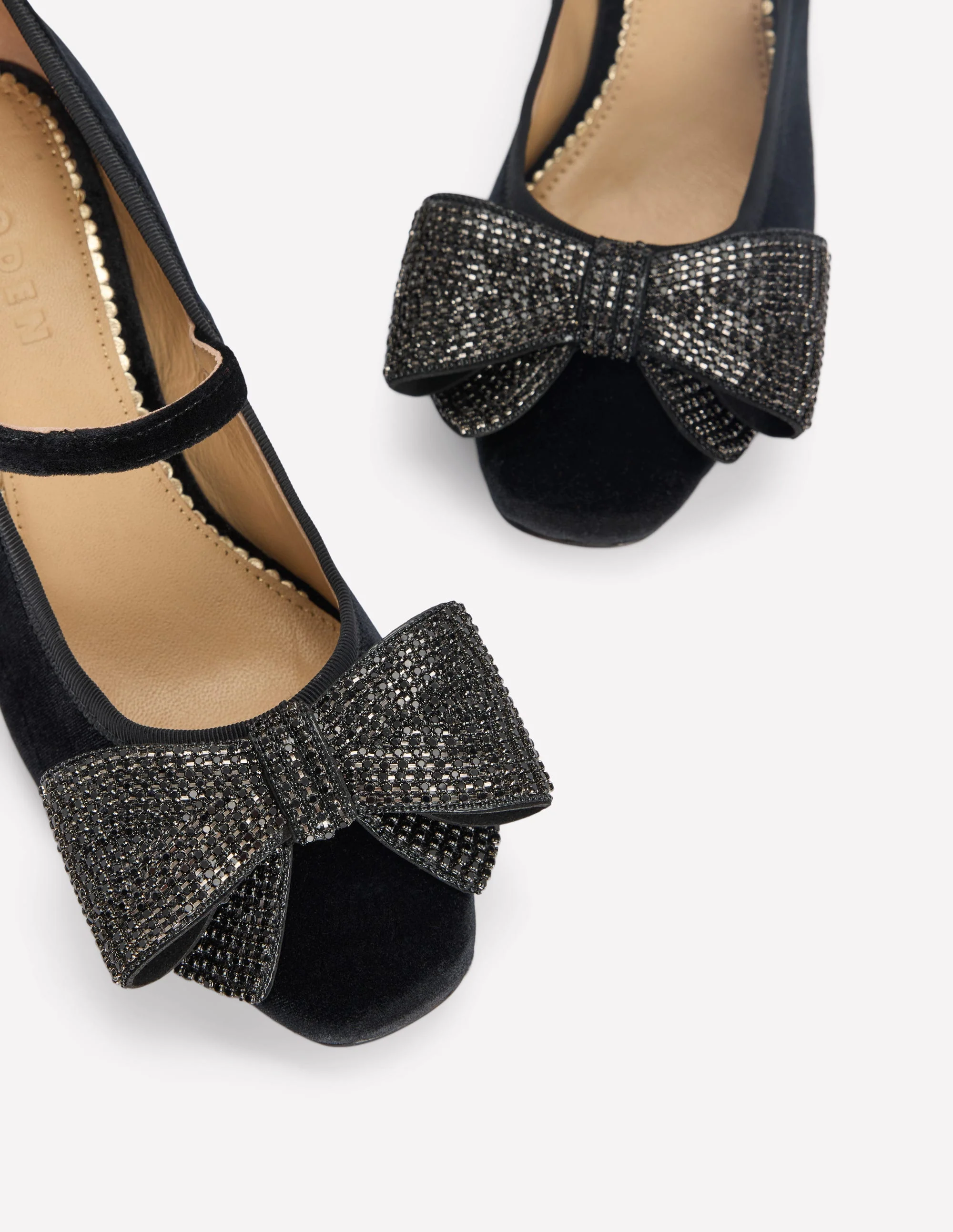 Embellished Bow Block Heels-Black