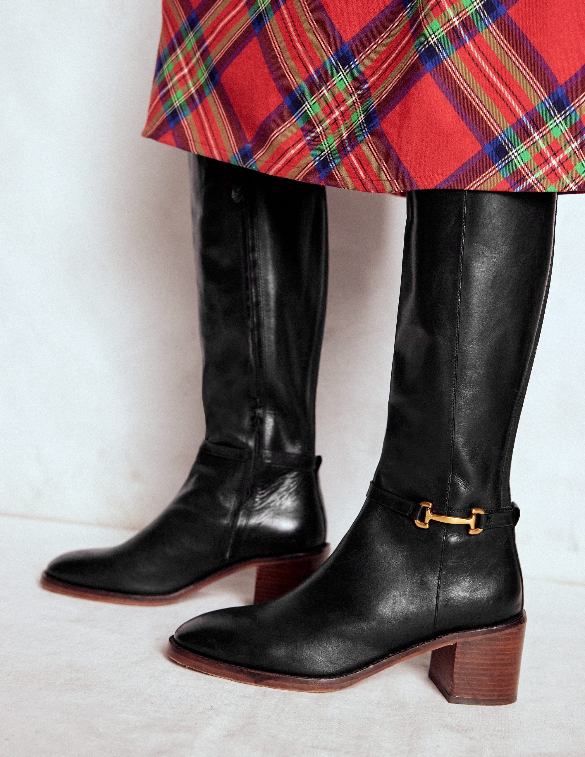 Iris Snaffle Heel Boot-Black