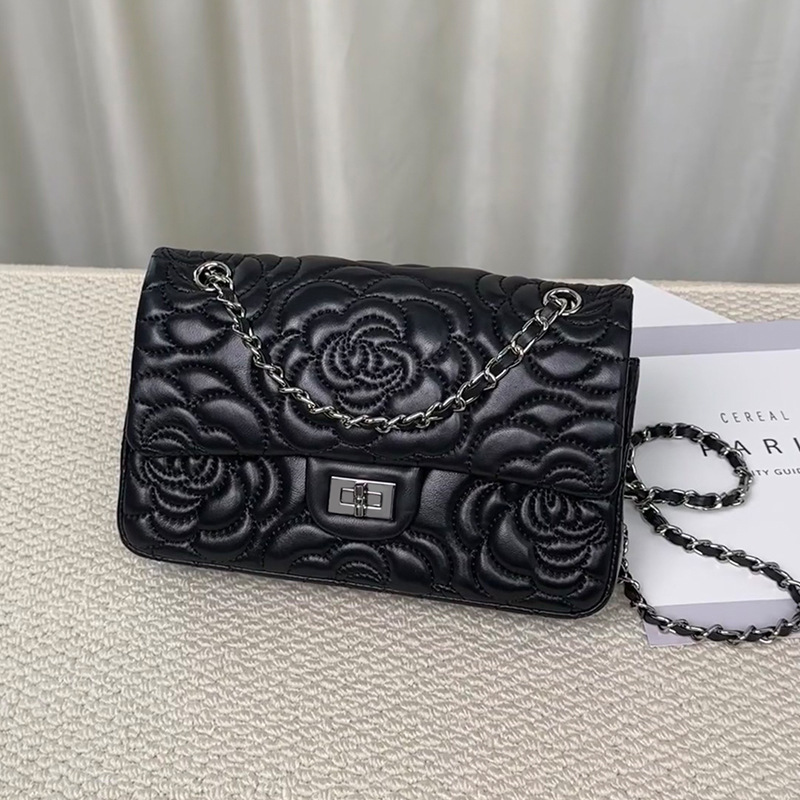 Sheepskin Chain Women's Bag